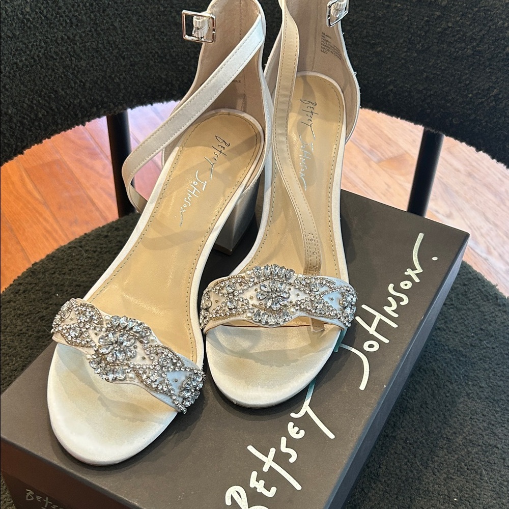 Betsey Johnson Silver and Cream Heels